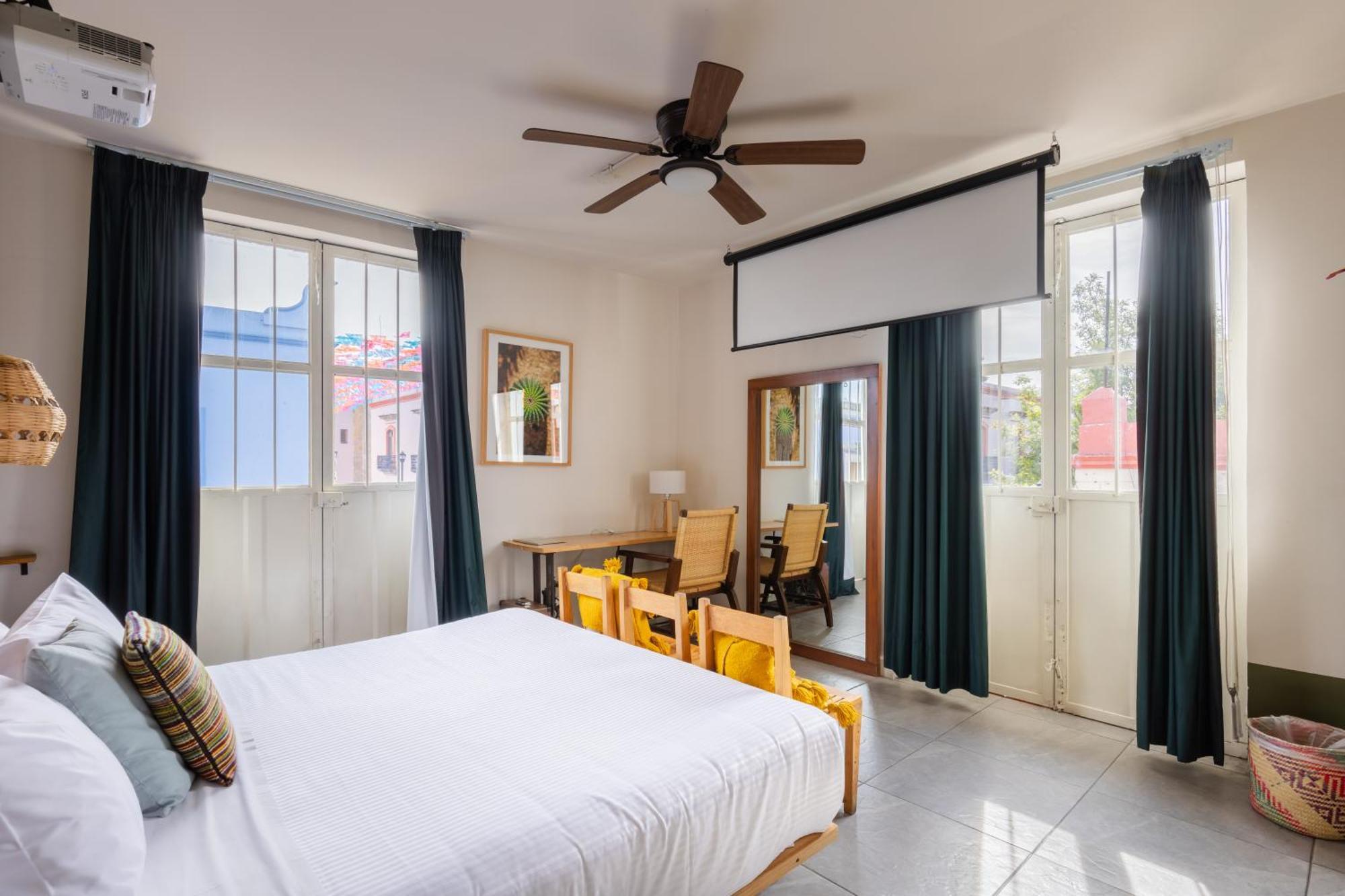 Selina Oaxaca Hotel Exterior photo
