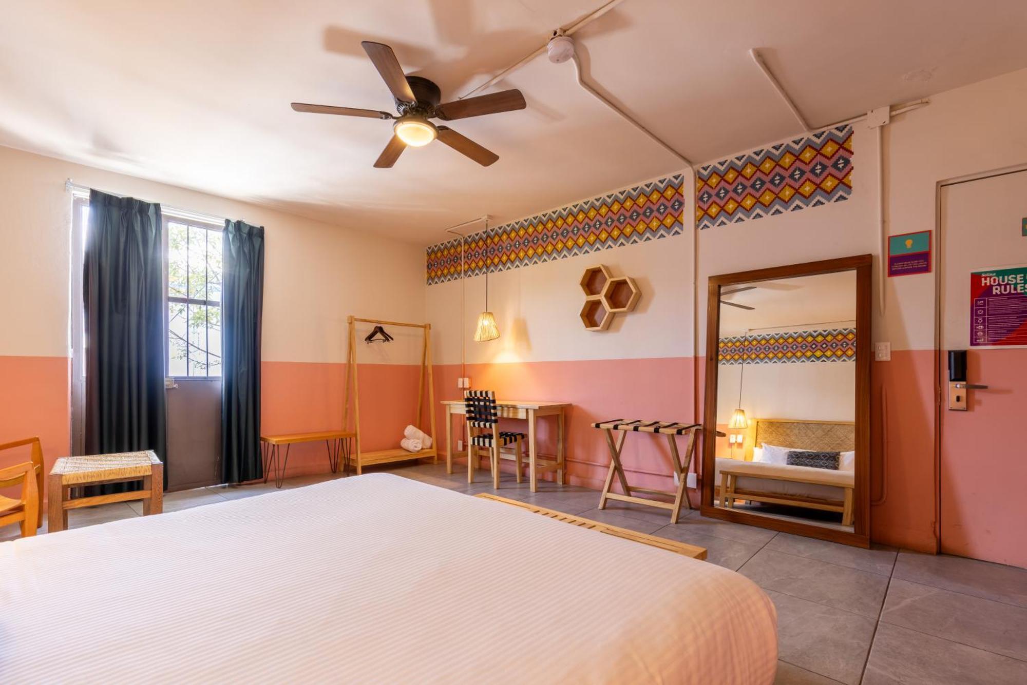 Selina Oaxaca Hotel Exterior photo