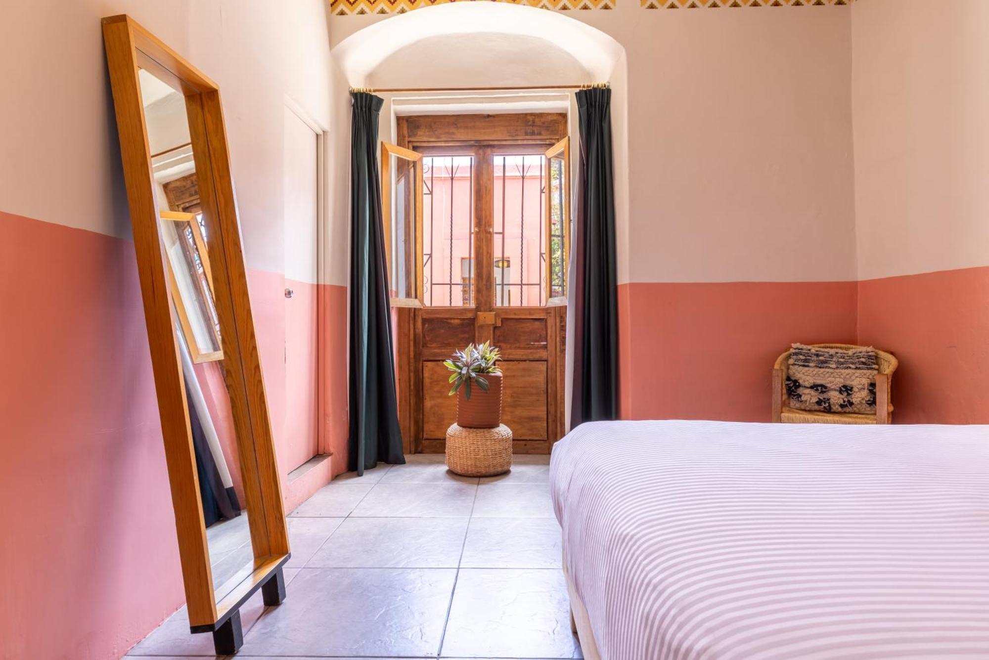 Selina Oaxaca Hotel Exterior photo